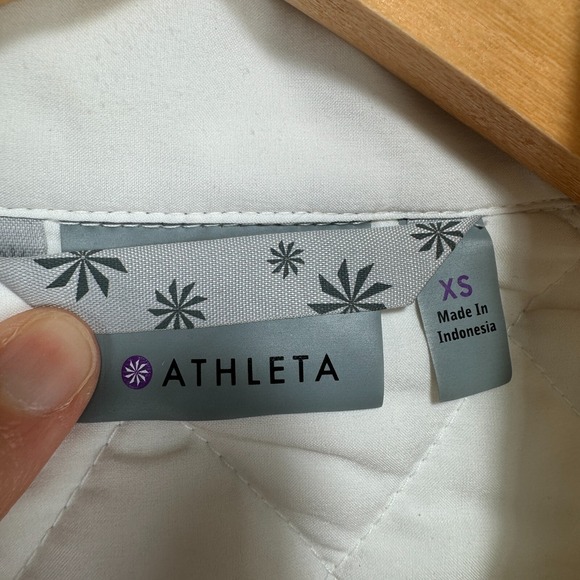 Athleta Upside Insulated Puffer Vest Women XS White Gray Full Zip Quilted - Picture 6 of 11